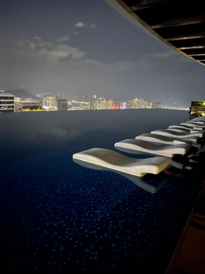 Luxury Suites At Eaton Klcc Kuala Lumpur Bagian luar foto