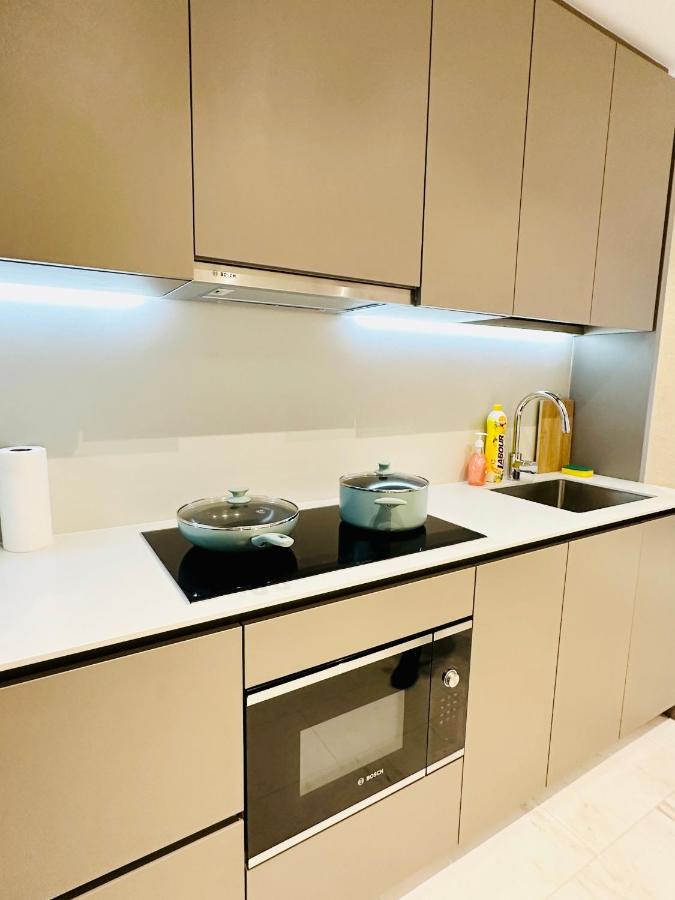 Luxury Suites At Eaton Klcc Kuala Lumpur Bagian luar foto